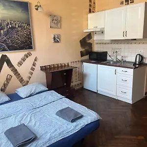 https://adam12.krakowhotelspoland.com